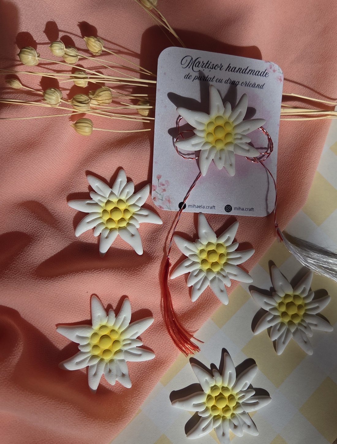 Broșă Mărțișor Floare de Colț - bijuterii - mărțișor - Artynos.ro