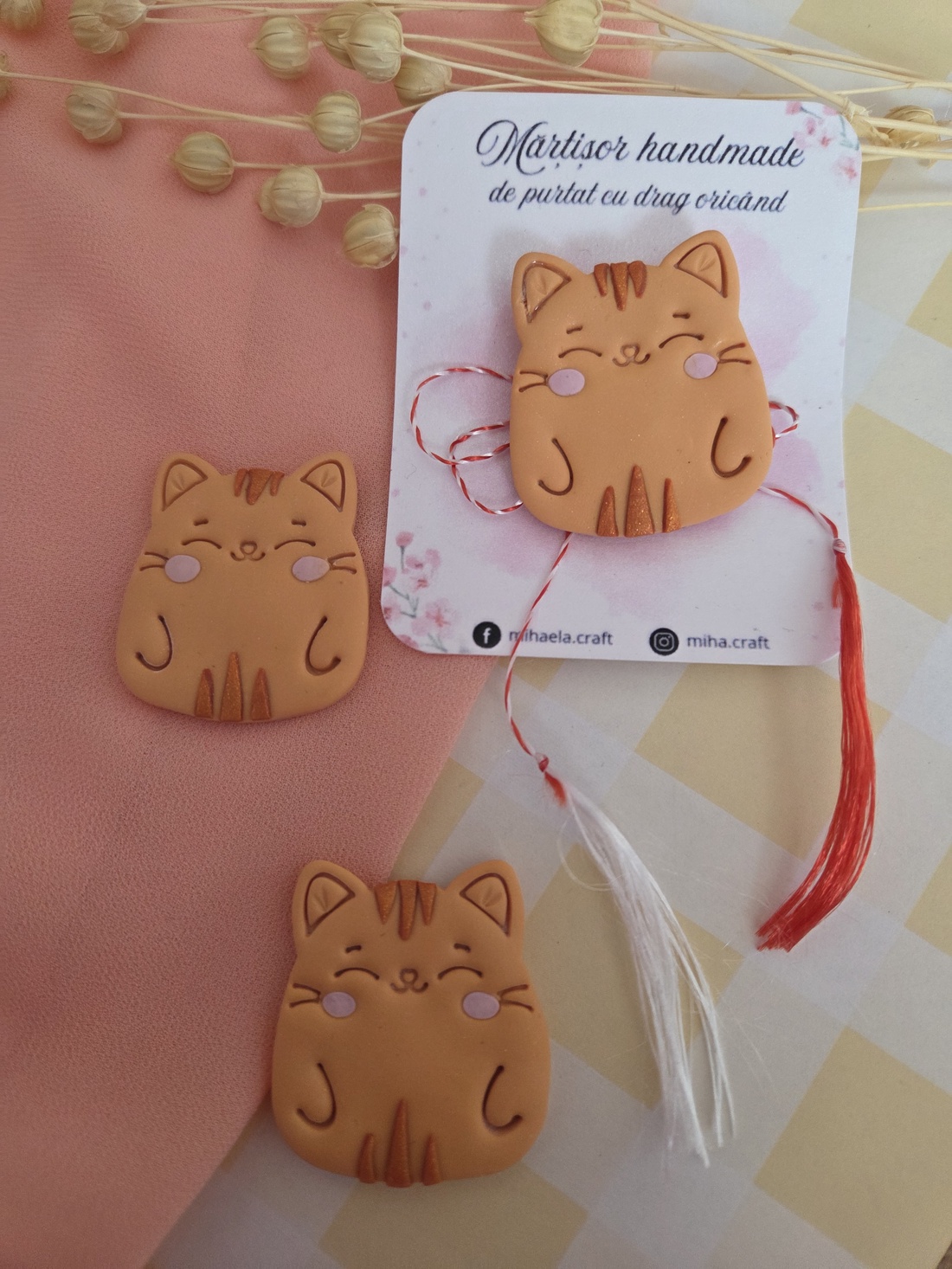 Broșă Mărțișor Pisic grăsuț - bijuterii - mărțișor - Artynos.ro