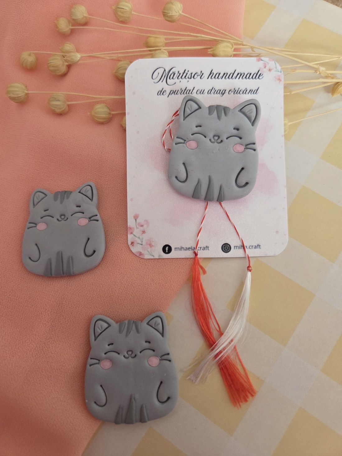 Broșă Mărțișor Pisic grăsuț - bijuterii - mărțișor - Artynos.ro