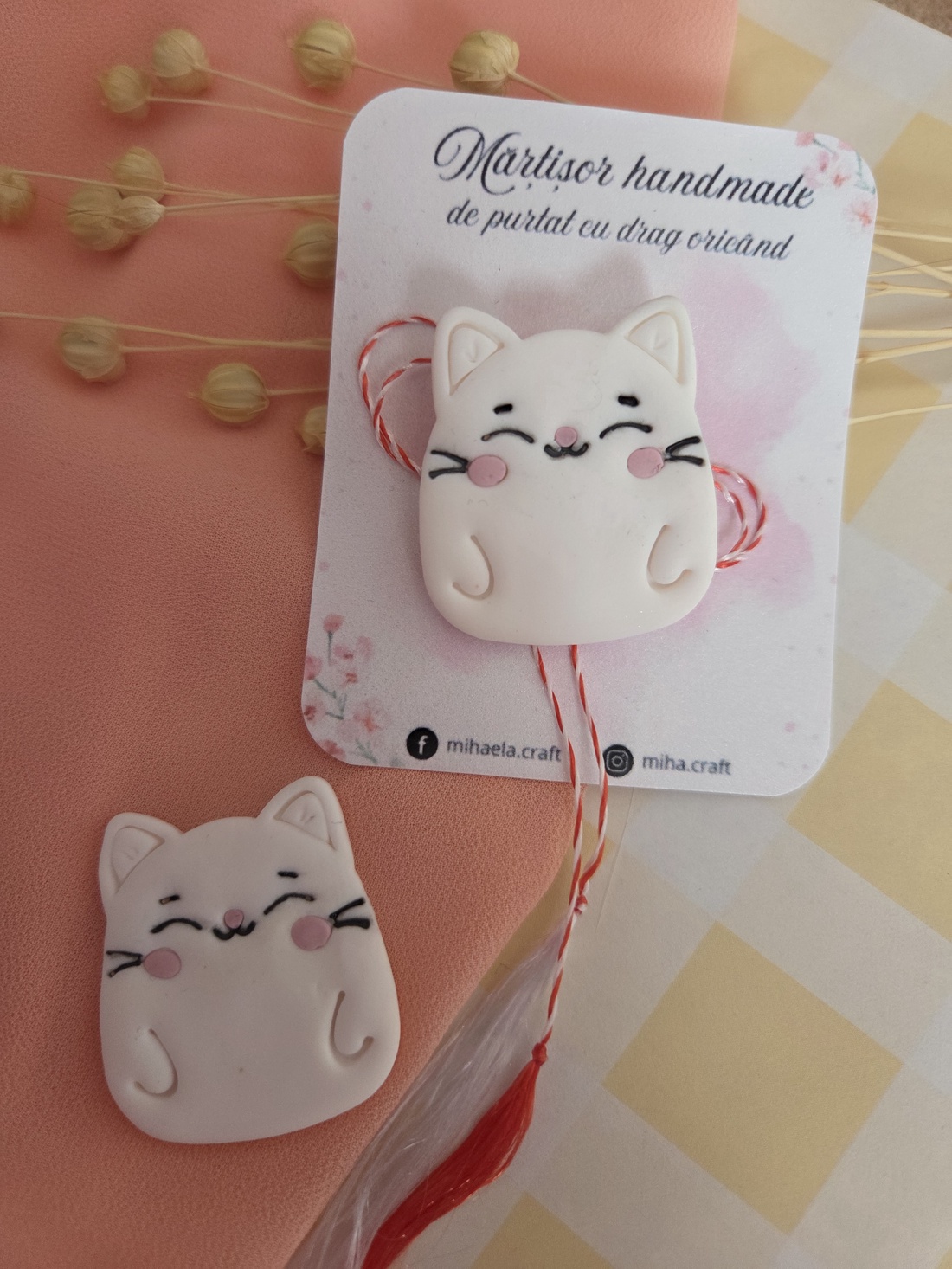 Broșă Mărțișor Pisic grăsuț - bijuterii - mărțișor - Artynos.ro