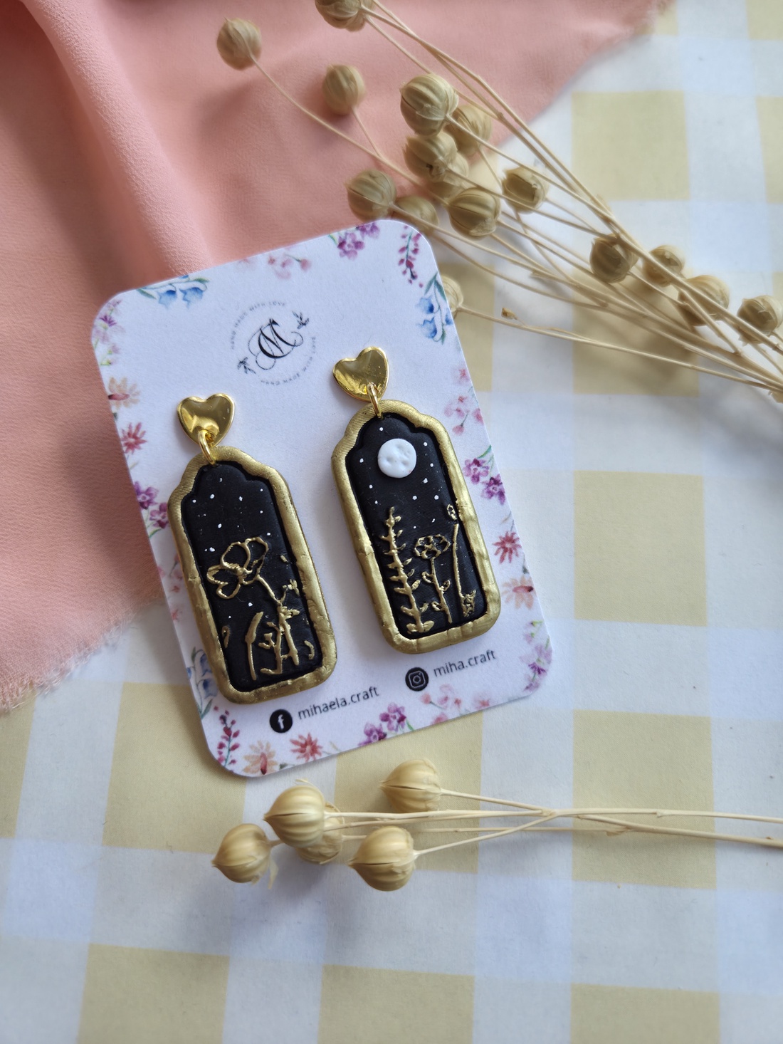 Cercei cu flori - bijuterii - cercei - cercei cu figurine - Artynos.ro