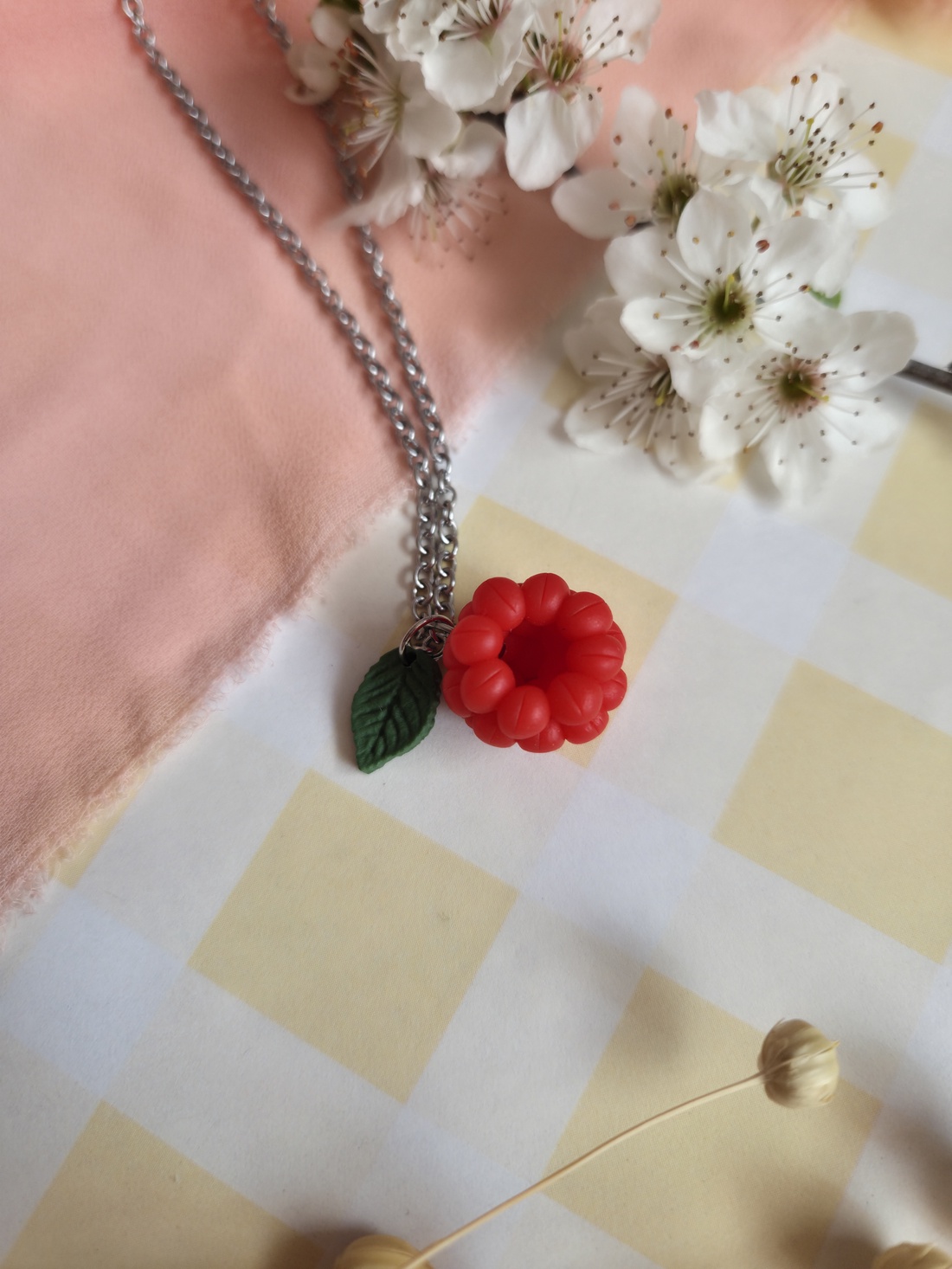 Colier cu zmeură - bijuterii - coliere - pandative - Artynos.ro