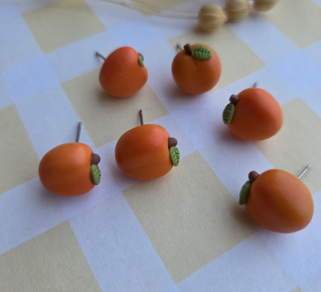 Cercei țintă caise - bijuterii - cercei - cercei cu figurine - Artynos.ro