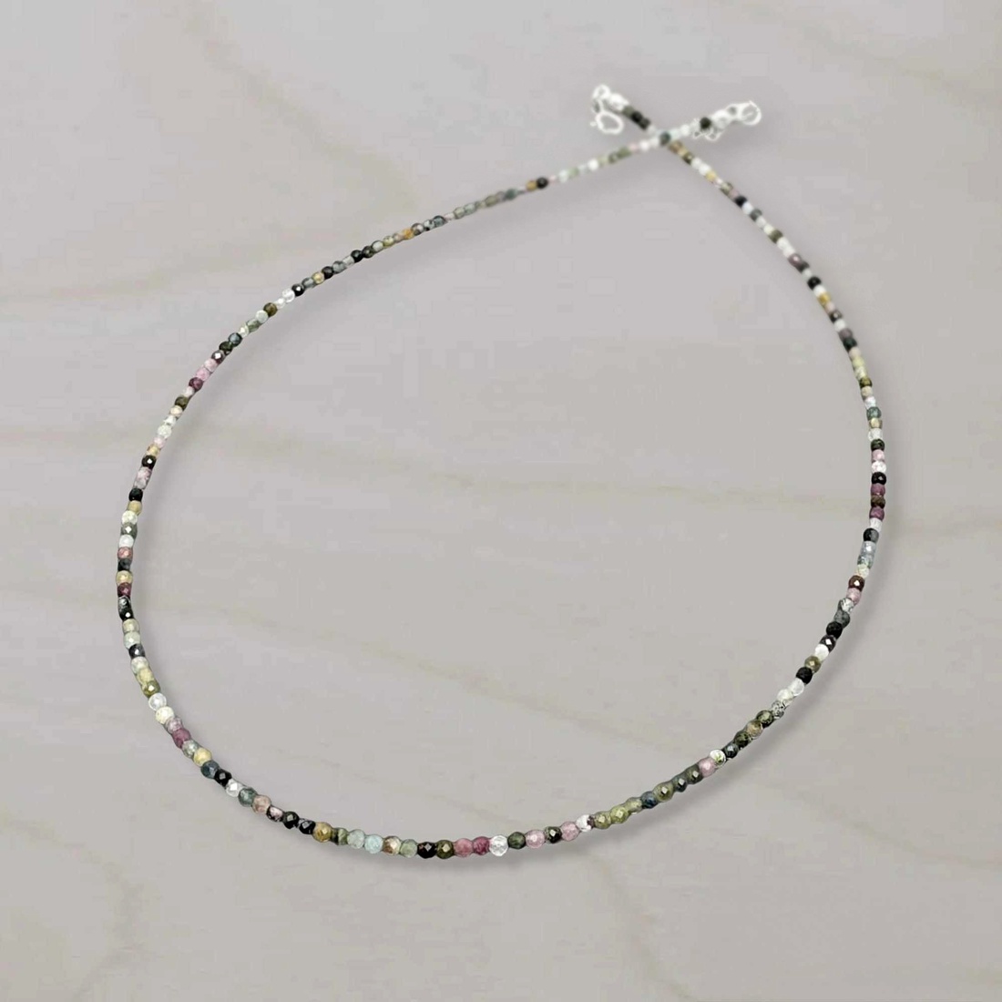 Colier turmalina multicolora fatetata. - bijuterii - coliere - coliere din pietre semiprețioase - Artynos.ro