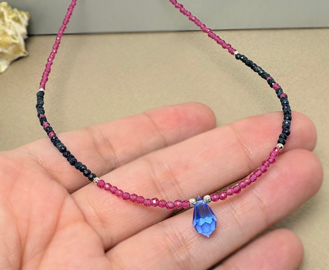 Colier safir, cristal si pandantiv Preciosa - bijuterii - coliere - coliere din pietre semiprețioase - Artynos.ro