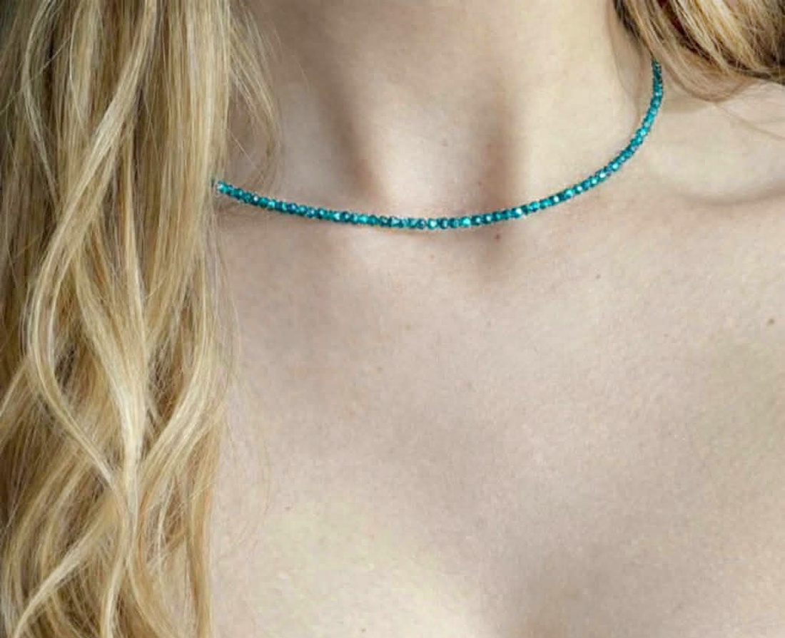 Colier minimalist din apatit fatetat - Ocean Whisper - bijuterii - coliere - coliere din pietre semiprețioase - Artynos.ro