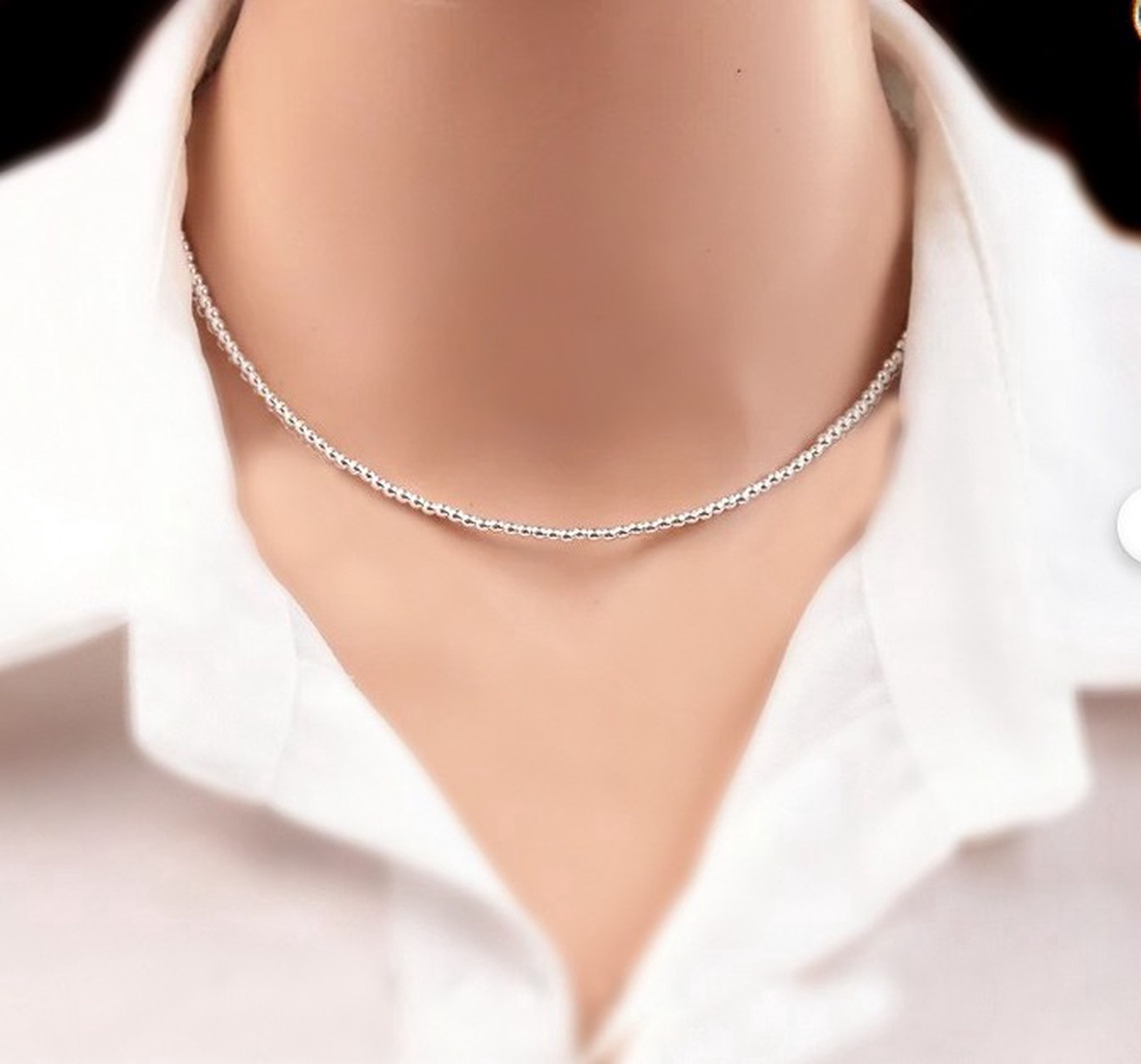 Colier minimalist din hematit argintiu - Silver Echo - bijuterii - coliere - coliere din pietre semiprețioase - Artynos.ro