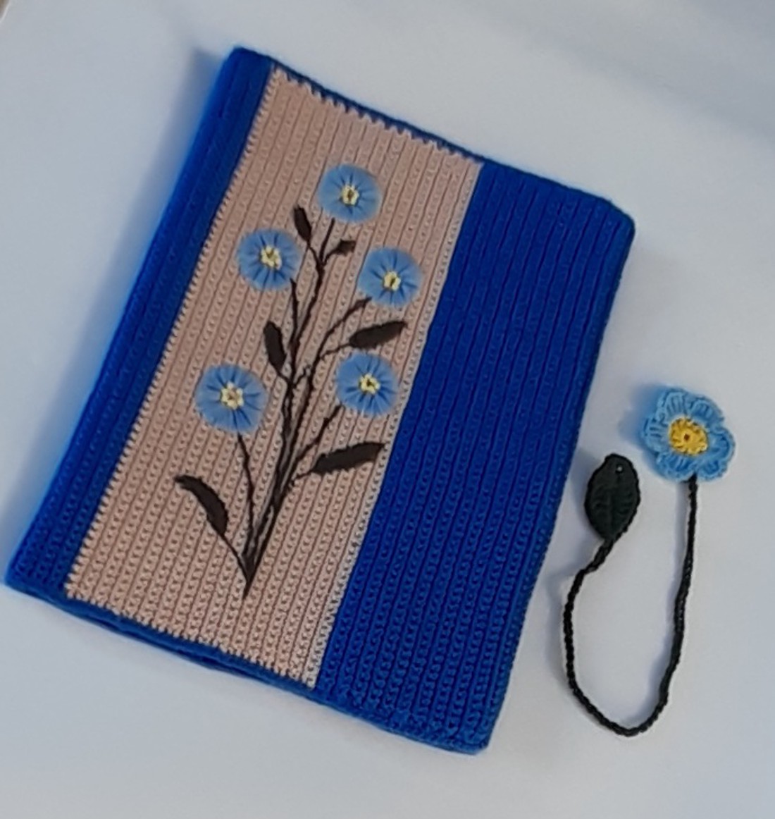 Croșetat și broderie carte capac set 100% microfibră acrilic fire carte capac + marcaj croșetat floare. -  - Artynos.ro