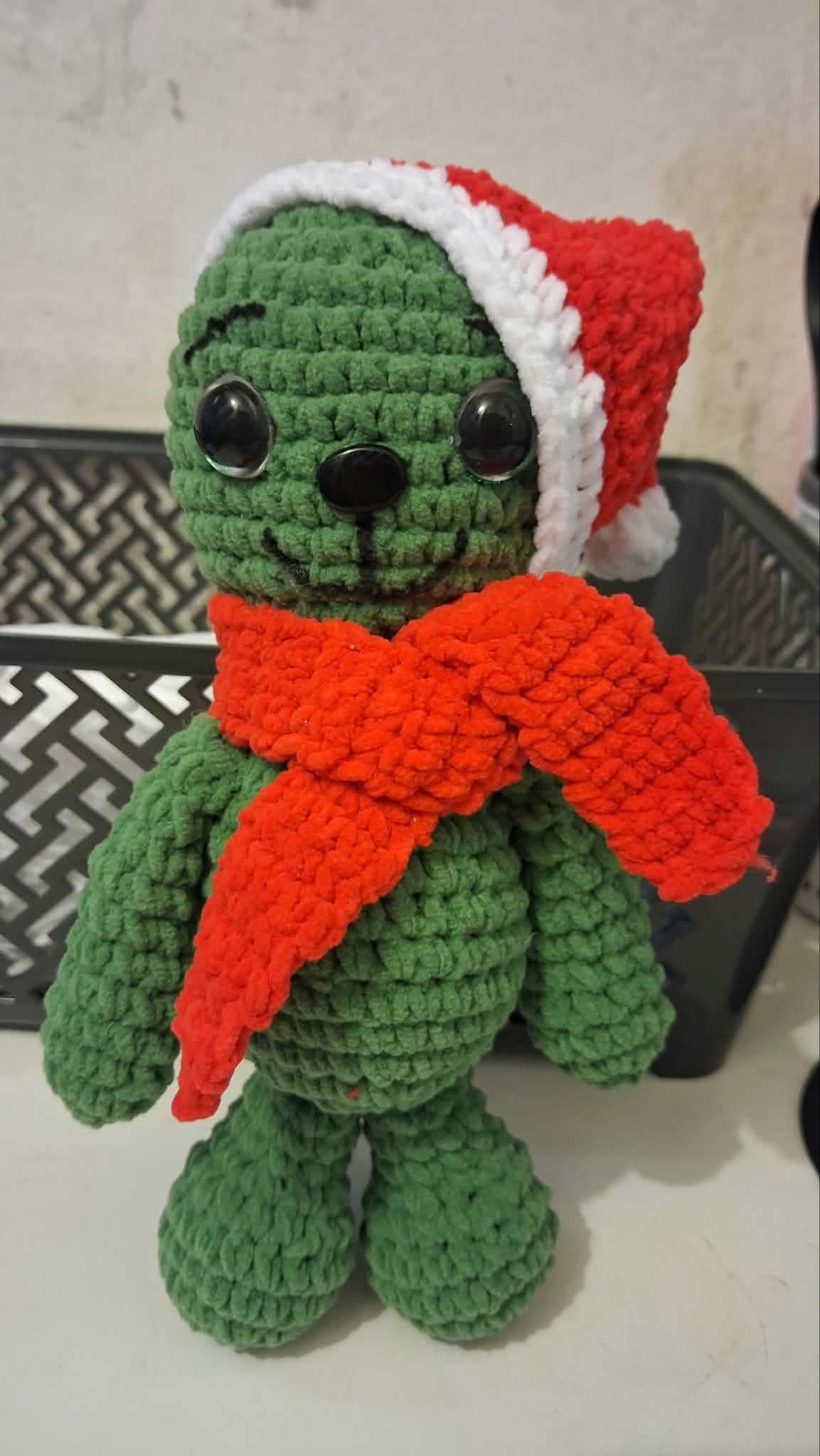 Grinch croșetat -  - Artynos.ro