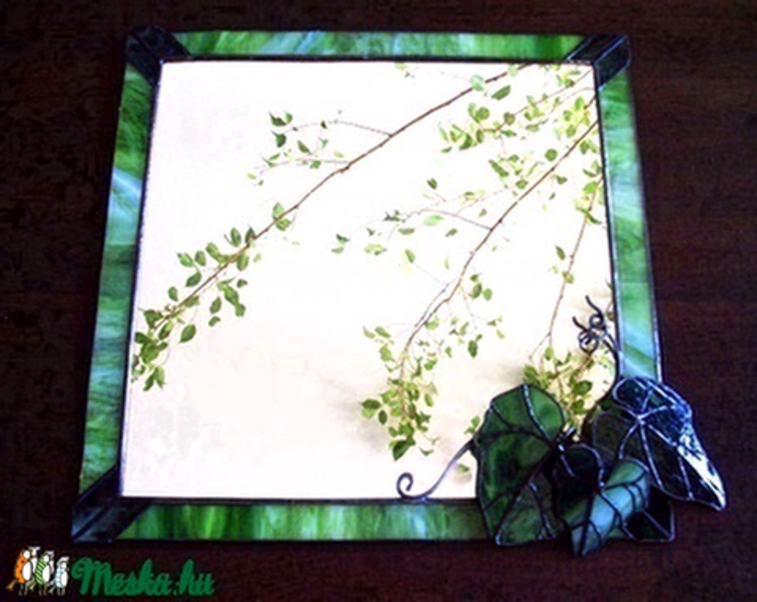 Oglindă de perete cu ambra (sticlă Tiffany verde) - casă & stil de viață - accesorii pentru decorat casa - oglinzi perete, oglinzi decor - Artynos.ro