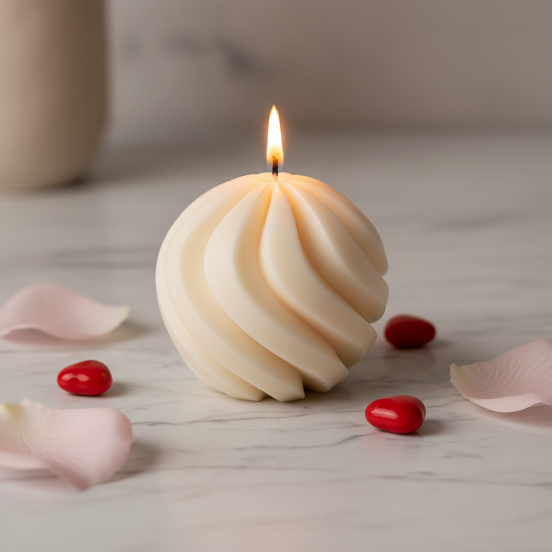 Lumânare decorativă neparfumată Poveste în Spirale (203g) - casă & stil de viață - lumânări, parfumuri, arome - lumânări artizanale - Artynos.ro