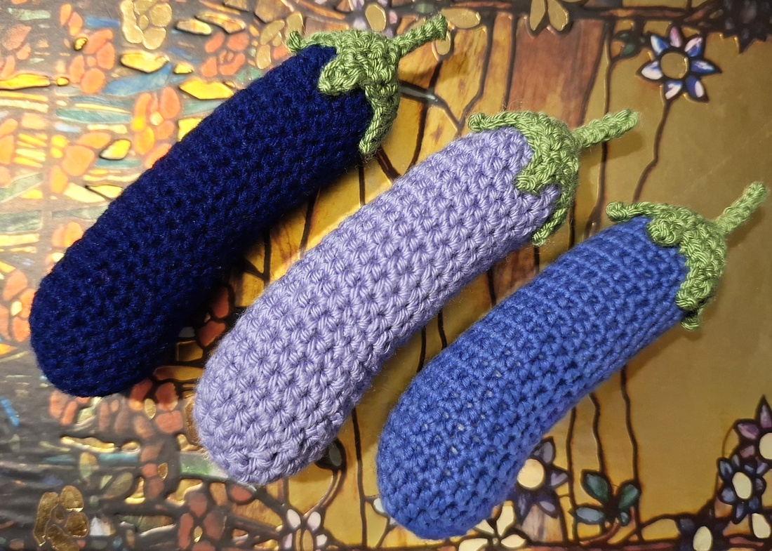 Breloc/decorațiune Eggplant - genți și portofele - accesorii genți - breloc - Artynos.ro