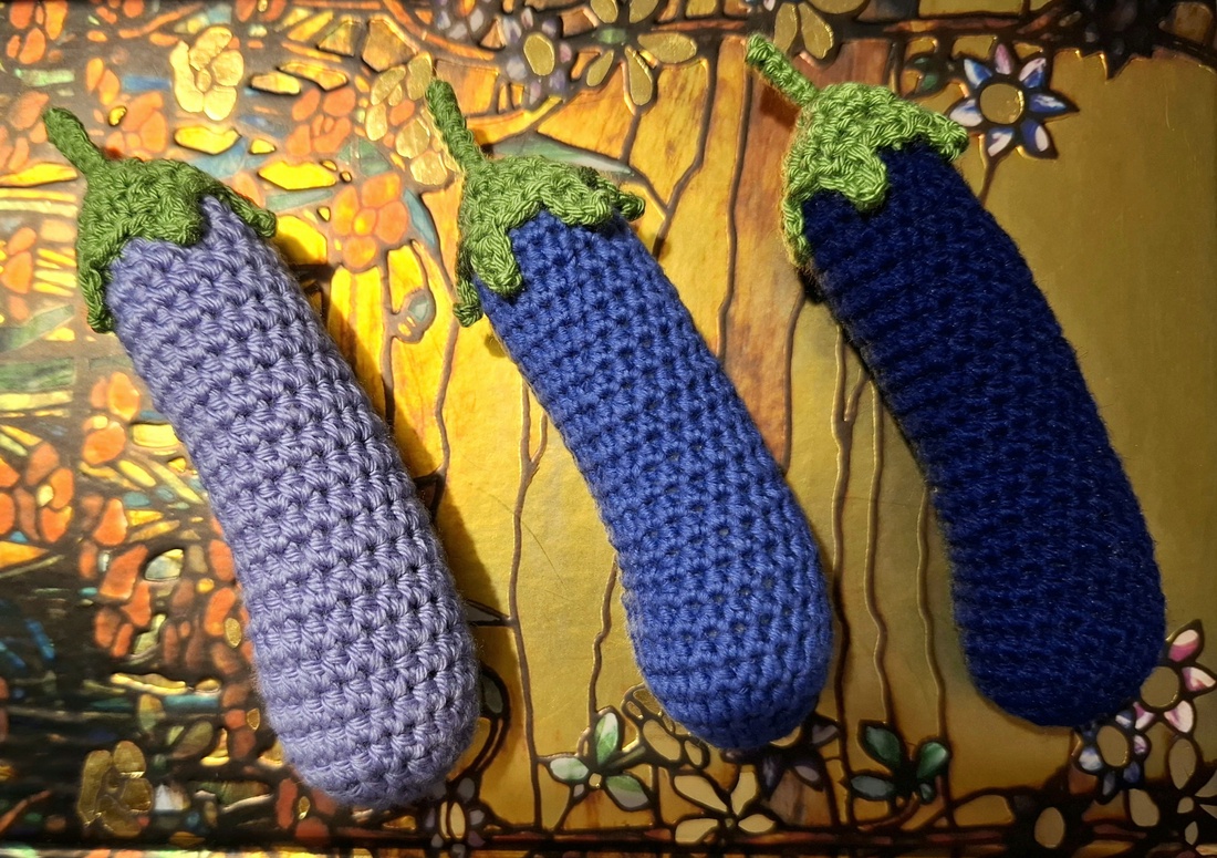 Breloc/decorațiune Eggplant - genți și portofele - accesorii genți - breloc - Artynos.ro