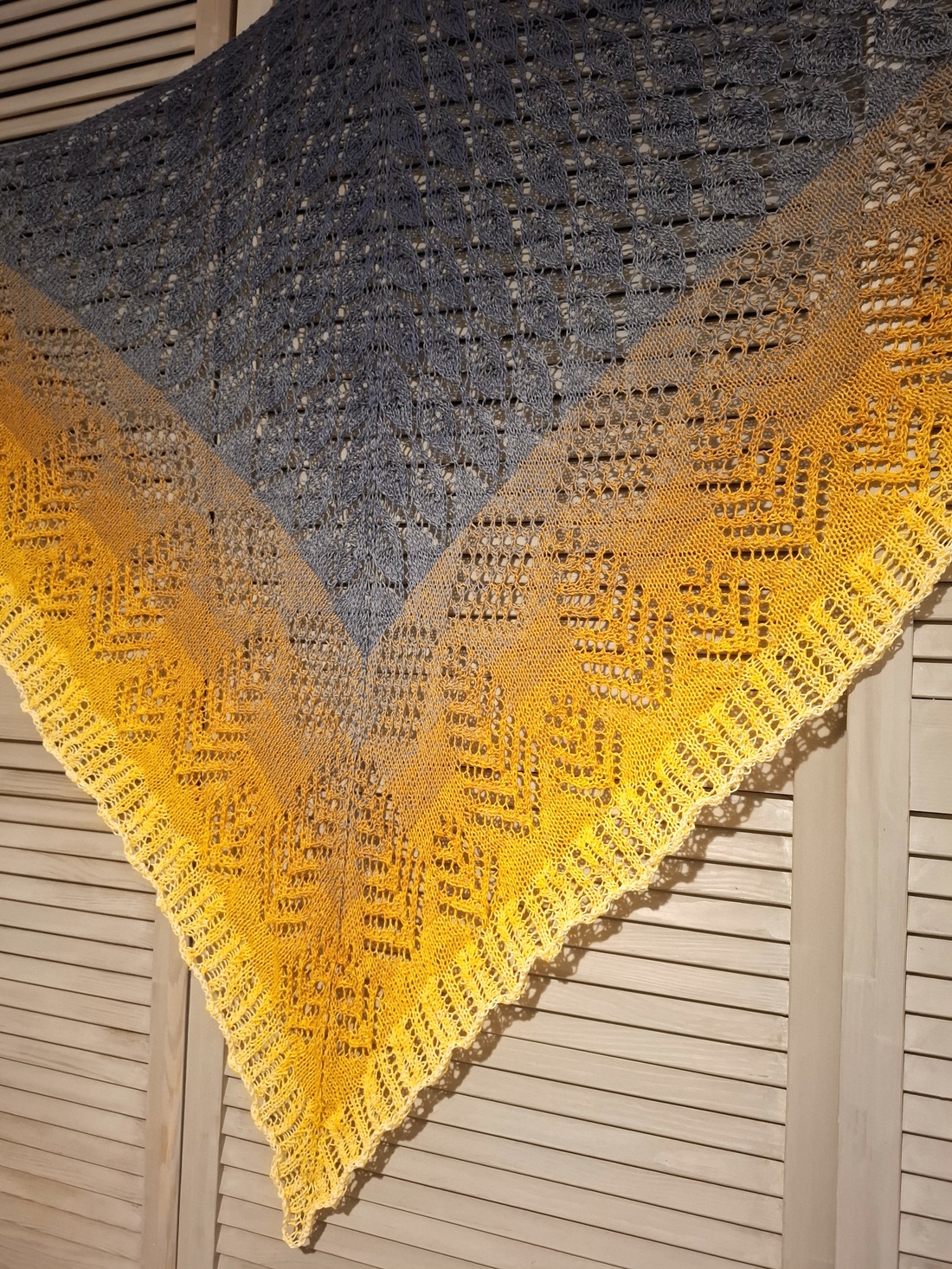 Șal tricotat manual din bumbac SUNVAWE - îmbrăcăminte și modă - eșarfe, pălării, fularuri - șaluri - Artynos.ro