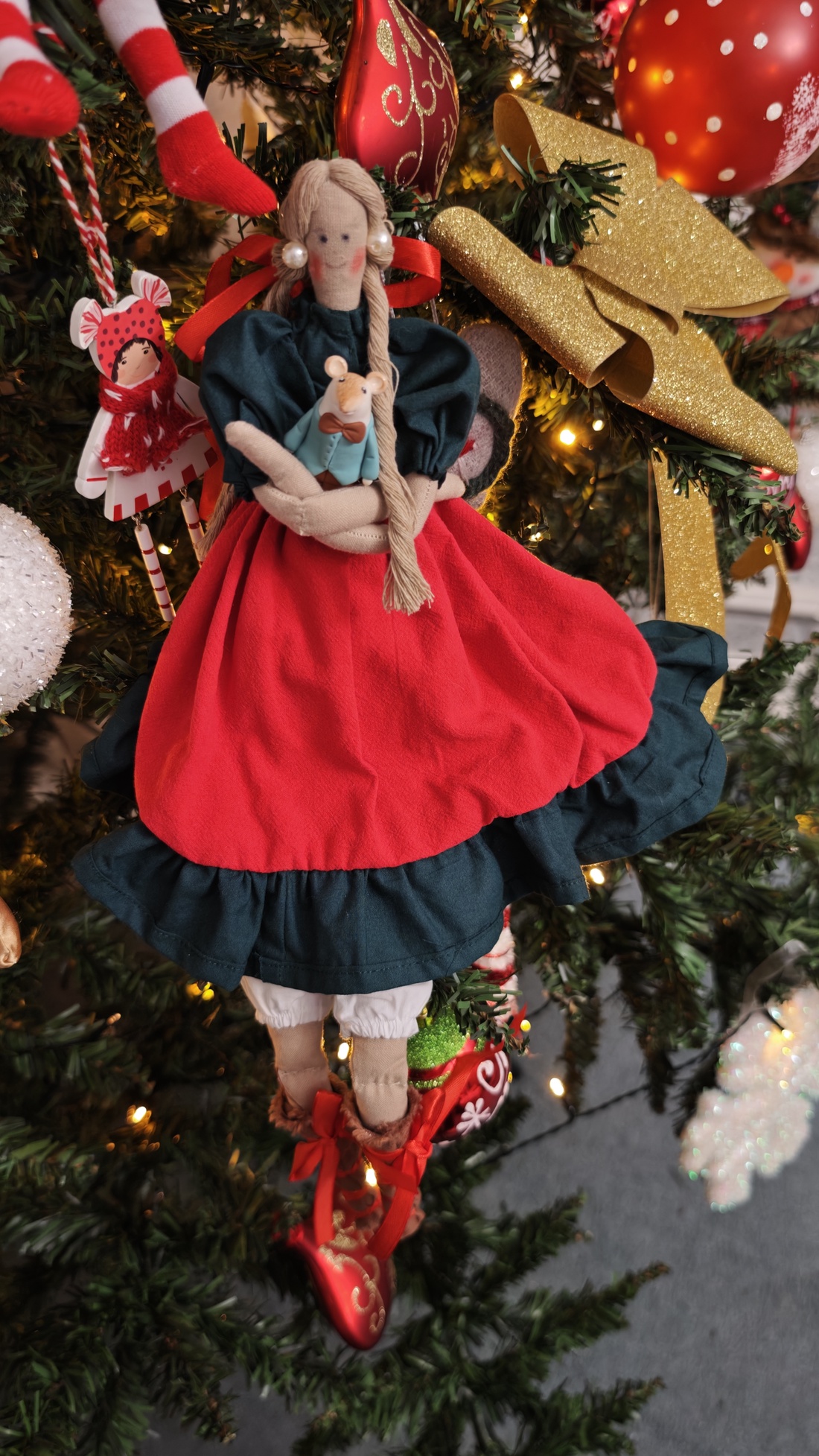 Păpușă Tilda - cărți și creații cu tematică muzicală, cadouri - cărți - Artynos.ro