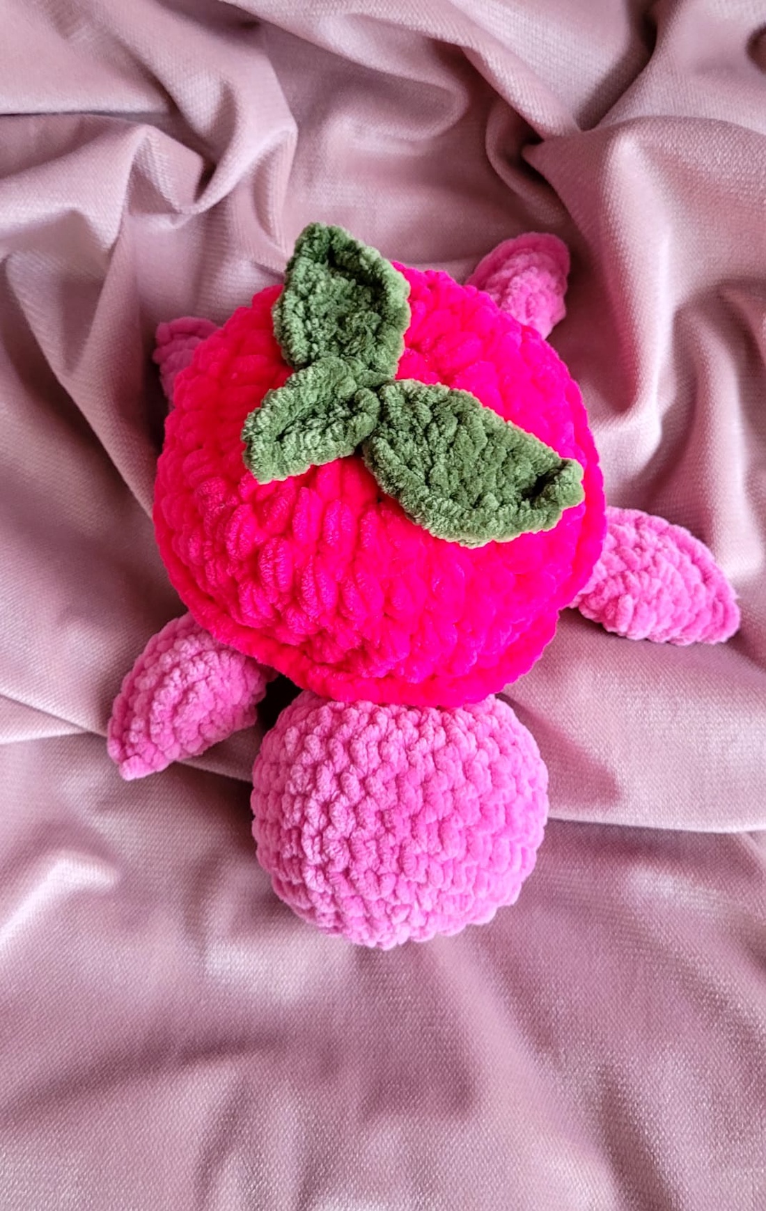 Broască țestoasă zmeură - jucării și echipamente pentru copii - plușuri - păpușă croșetată, păpușă de pluș - Artynos.ro