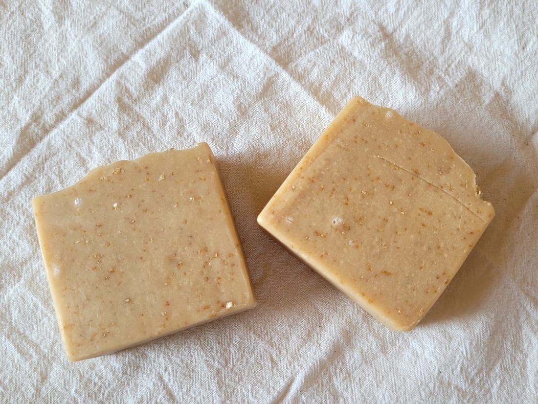 Săpun artizanal cu lapte de capră, ovăz și miere - igienă și înfrumusețare - săpunuri și articole de igienă - săpun artizanal - Artynos.ro