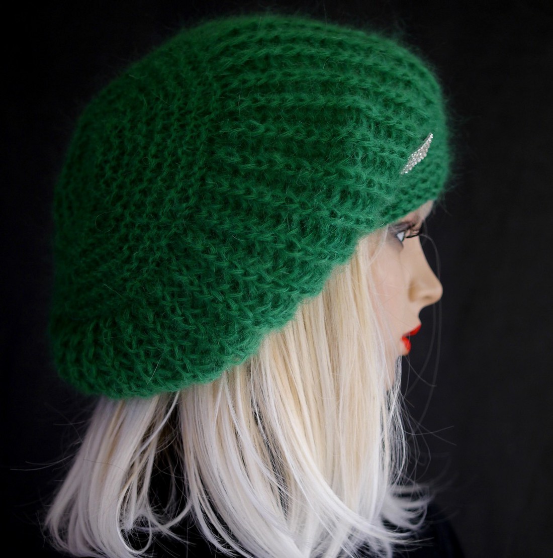 BORBÁLA / smarald - șapcă cu ciuperci, beretă, exclusiv tricotată manual, ușoară, din kidmohair - îmbrăcăminte și modă - eșarfe, pălării, fularuri - căciulă - Artynos.ro