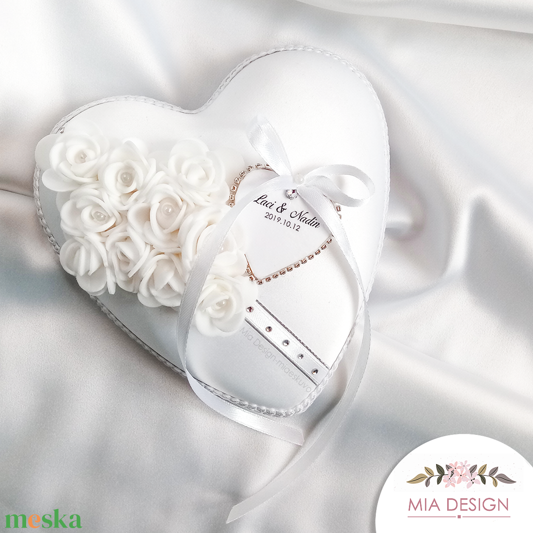 Pernă pentru verighete de nuntă Alb ca Zăpada - accesorii nuntă - accesorii de nuntă - suport verighete și perne pentru inele - Artynos.ro