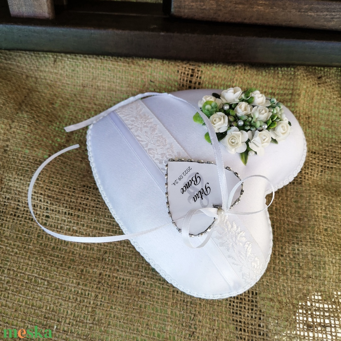 Pernă pentru verighete de nuntă Paper Rose - accesorii nuntă - accesorii de nuntă - suport verighete și perne pentru inele - Artynos.ro