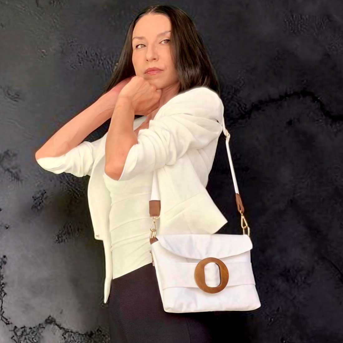 The Sculpted Orb  - genți și portofele - genți de mână și umăr - geantă casual - Artynos.ro