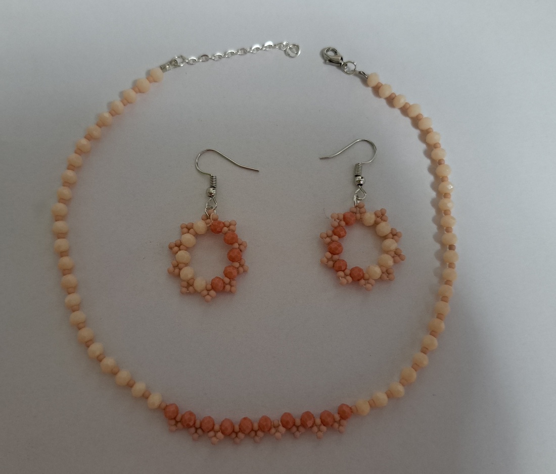 Set cercei și colier - accesorii nuntă - seturi de nuntă, seturi ceremonie de nisip - Artynos.ro Set cercei și colier - accesorii nuntă - seturi de nuntă, seturi ceremonie de nisip - Artynos.ro