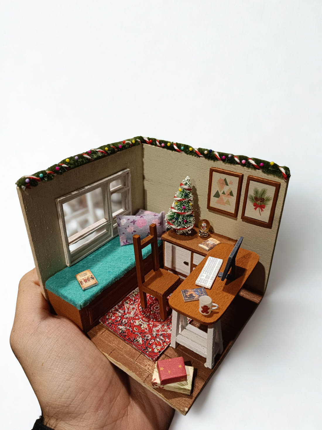 Dioramă miniatură handmade Birou de Crăciun - crăciun - cadouri de moș crăciun - cadouri de moș crăciun - Artynos.ro