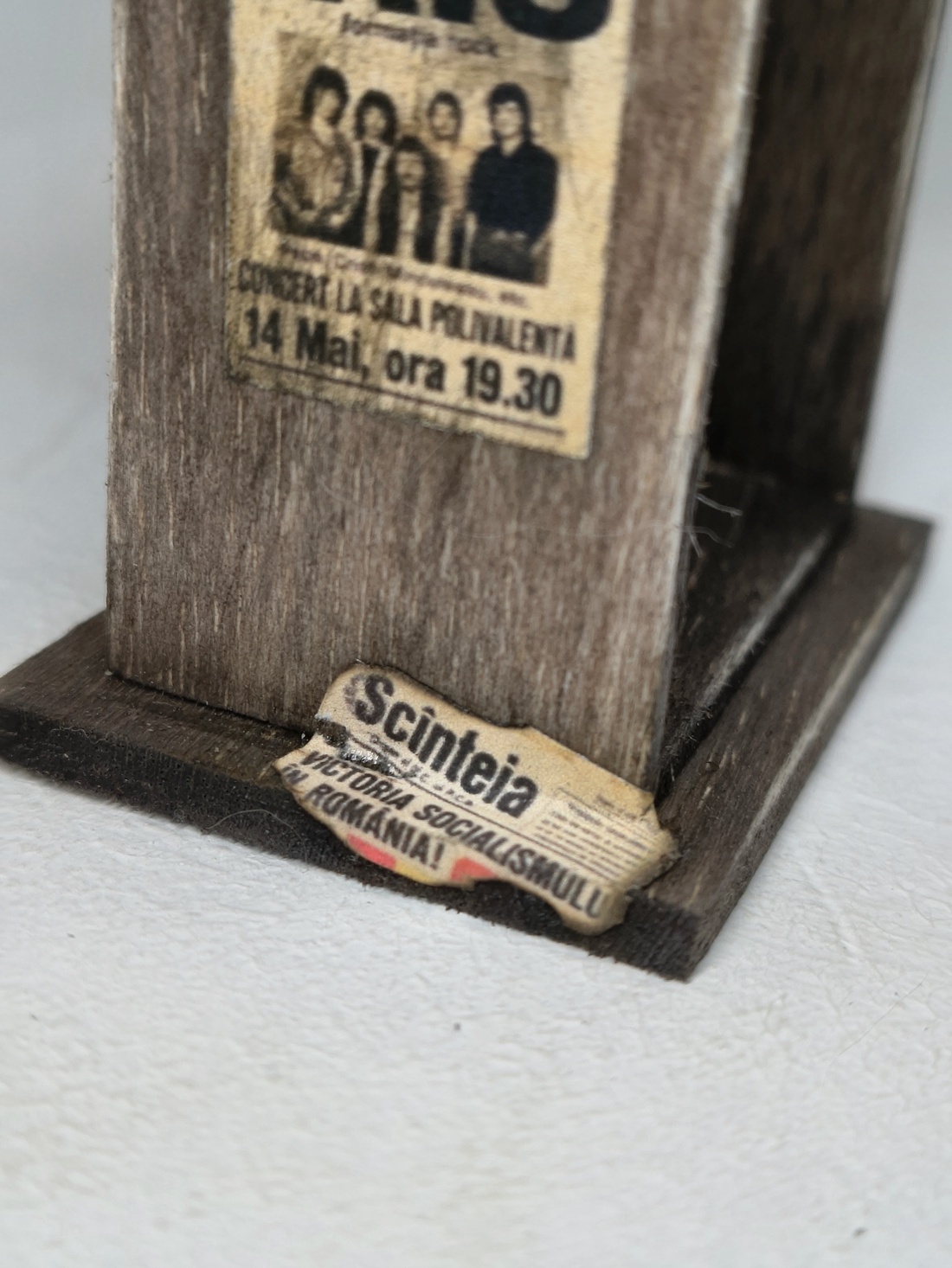 Machetă rustică în miniatură - WC de Curte - casă & stil de viață - decorațiuni de casă - decorațiuni de masă și rafturi - decorațiuni de masă - Artynos.ro