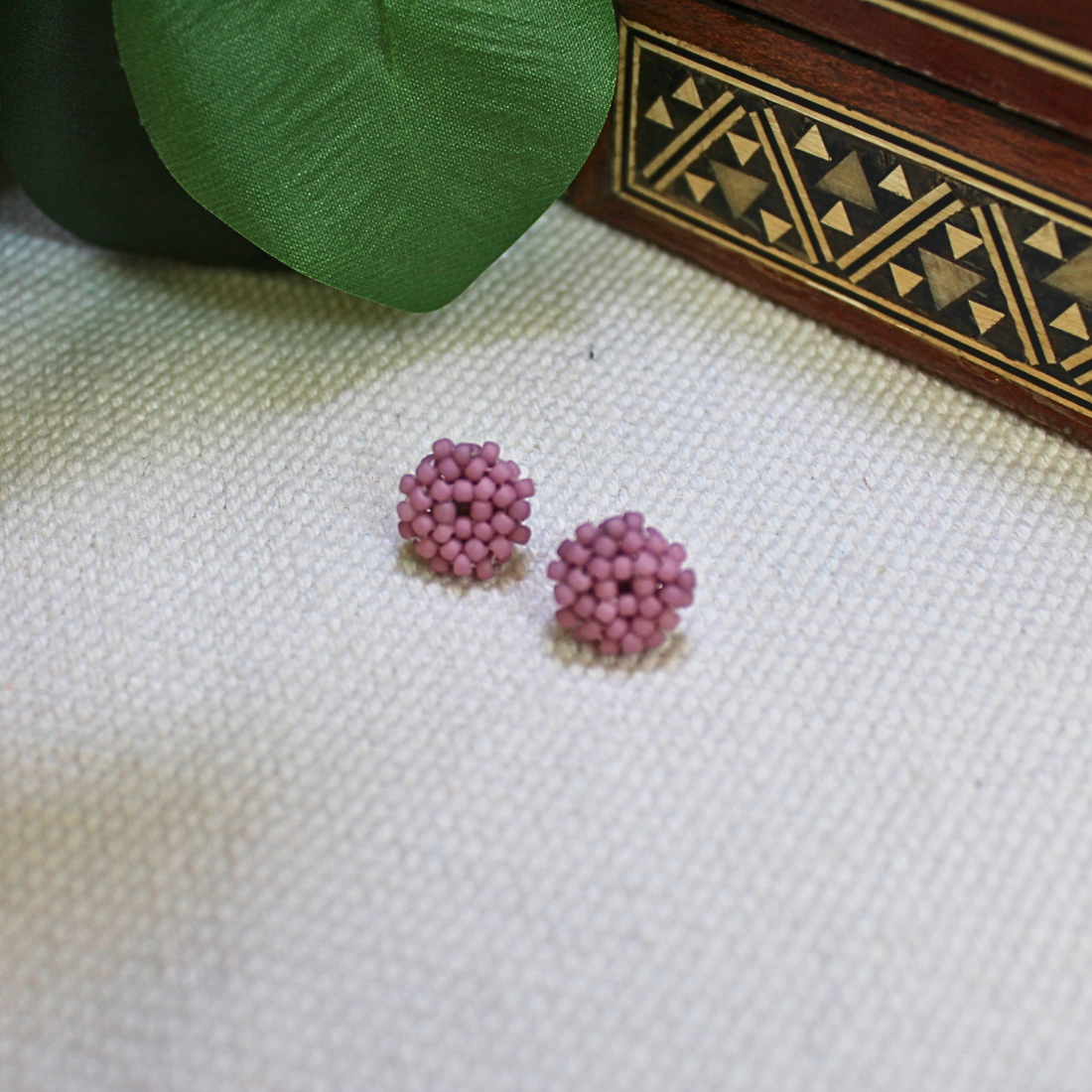 Cercei țintă Mugur - Rose - bijuterii - cercei - cercei din mărgele - Artynos.ro