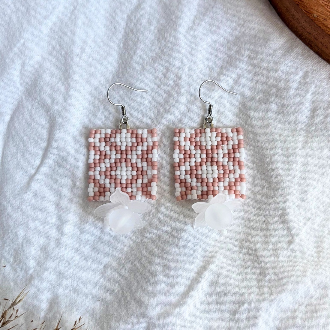 Cercei Roseline - bijuterii - cercei - cercei din mărgele - Artynos.ro