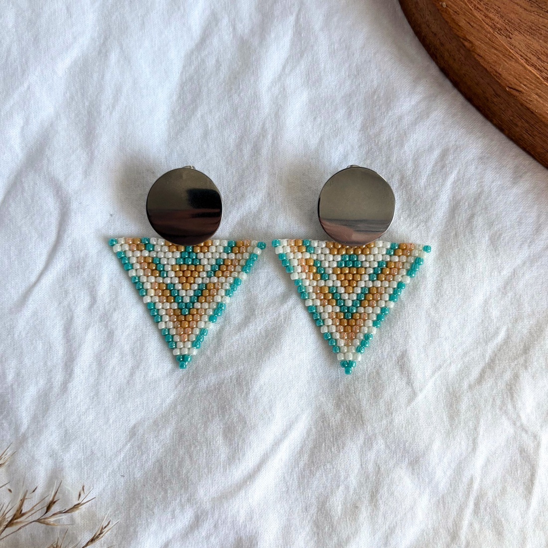Cercei Delta - bijuterii - cercei - cercei din mărgele - Artynos.ro