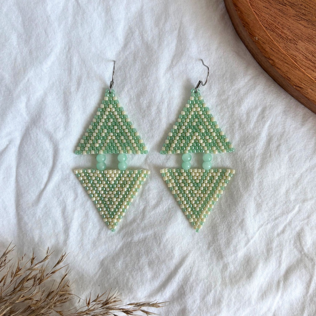 Cercei Mirra - Verde - bijuterii - cercei - cercei din mărgele - Artynos.ro