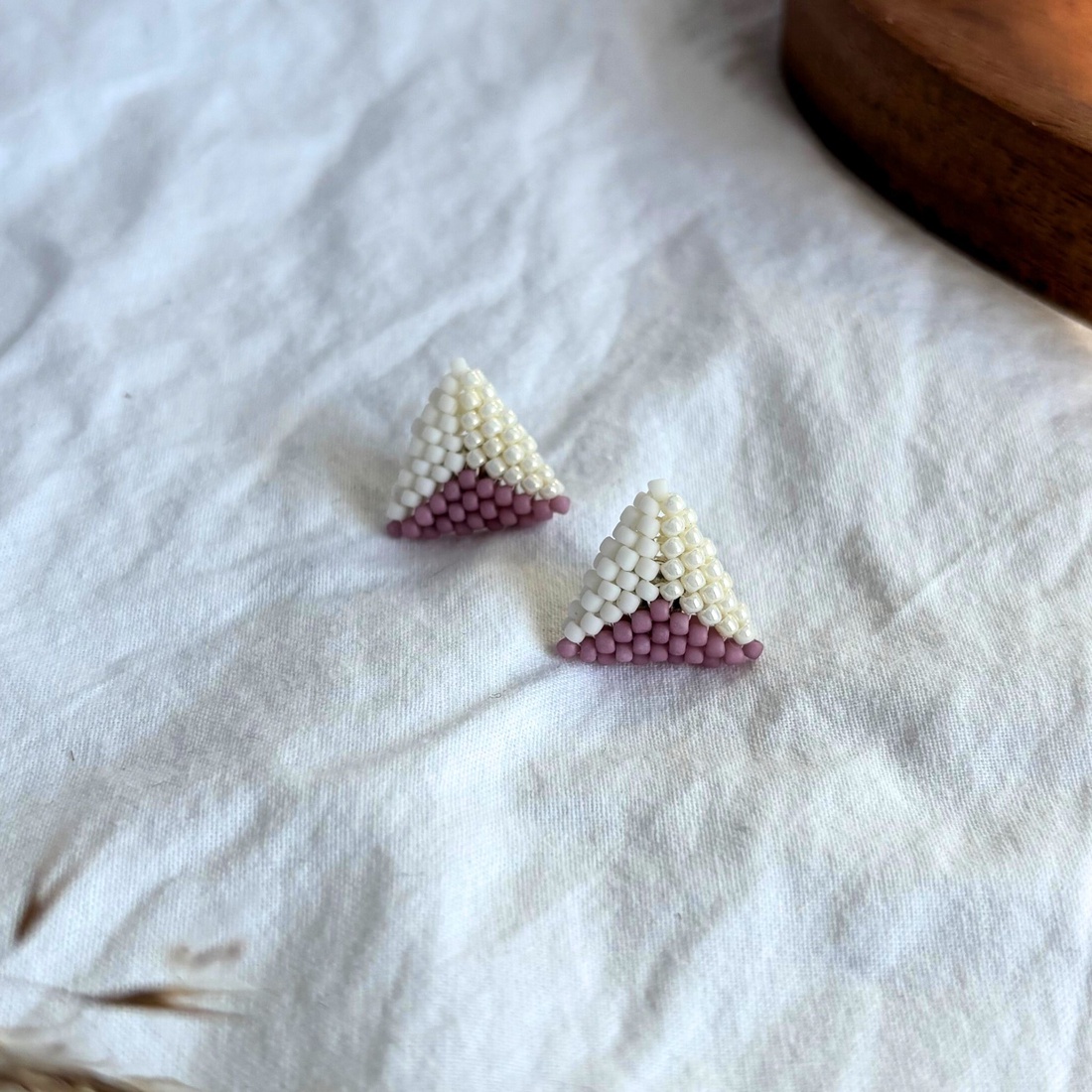 Cercei țintă Ivelle Rosé - bijuterii - cercei - cercei din mărgele - Artynos.ro