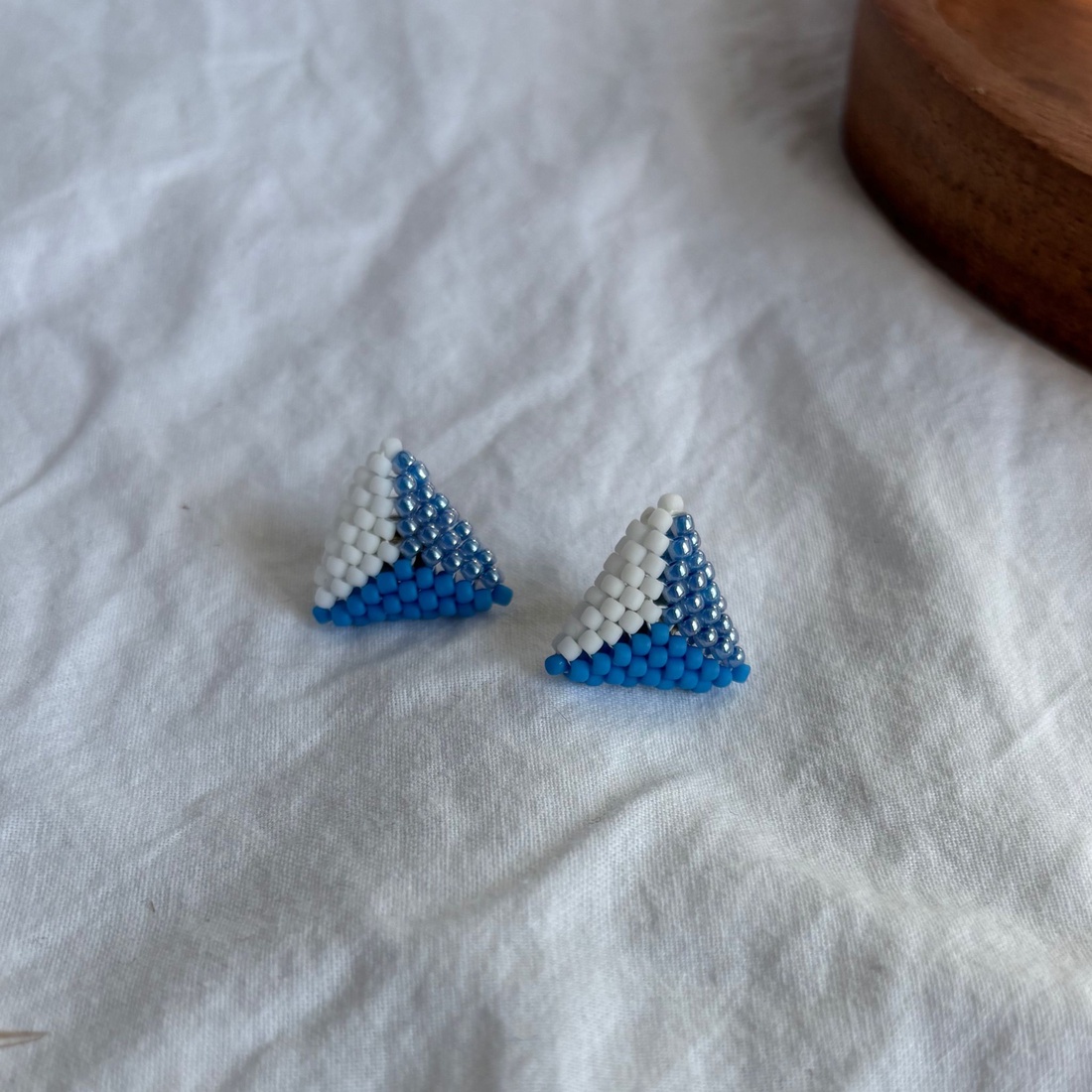 Cercei țintă Ivelle Azur - bijuterii - cercei - cercei din mărgele - Artynos.ro