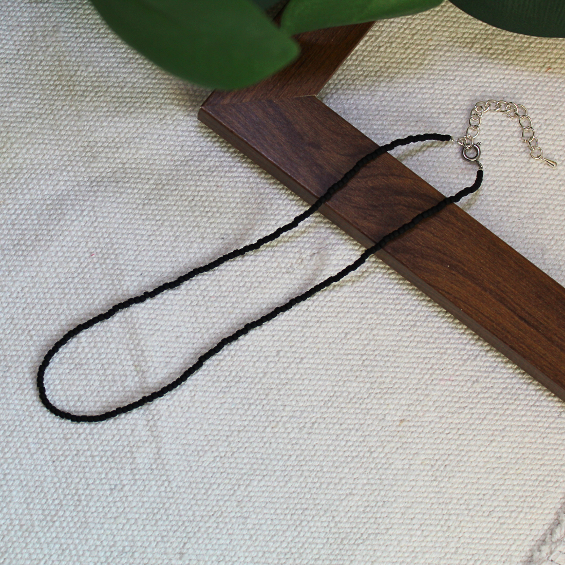 Colier Lina - Negru Mat - bijuterii - coliere - chockere - Artynos.ro