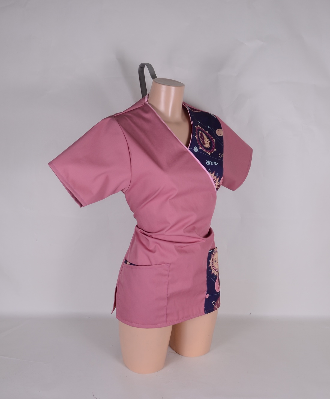 S zodiac Tunică albă de lucru pentru personalul medical - îmbrăcăminte și modă - haine damă - tunică - Artynos.ro