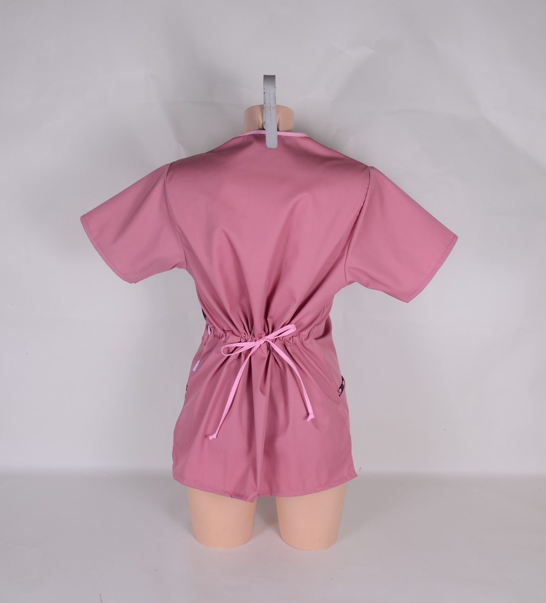 S zodiac Tunică albă de lucru pentru personalul medical - îmbrăcăminte și modă - haine damă - tunică - Artynos.ro