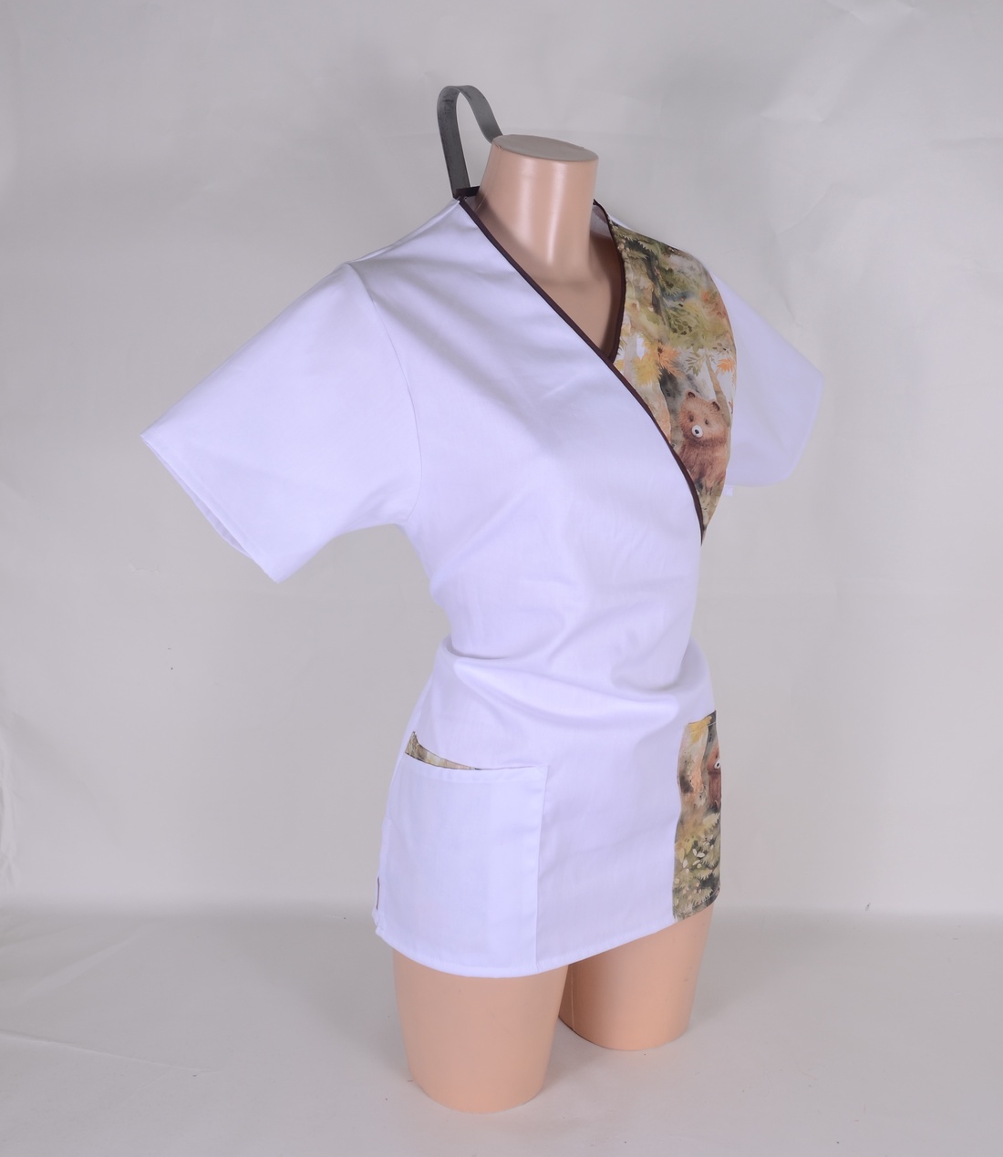 Bear Tunică și halat de lucru pentru sectorul medical și cel al frumuseții - îmbrăcăminte și modă - haine damă - tunică - Artynos.ro