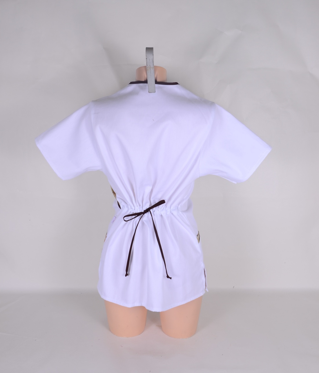 Bear Tunică și halat de lucru pentru sectorul medical și cel al frumuseții - îmbrăcăminte și modă - haine damă - tunică - Artynos.ro