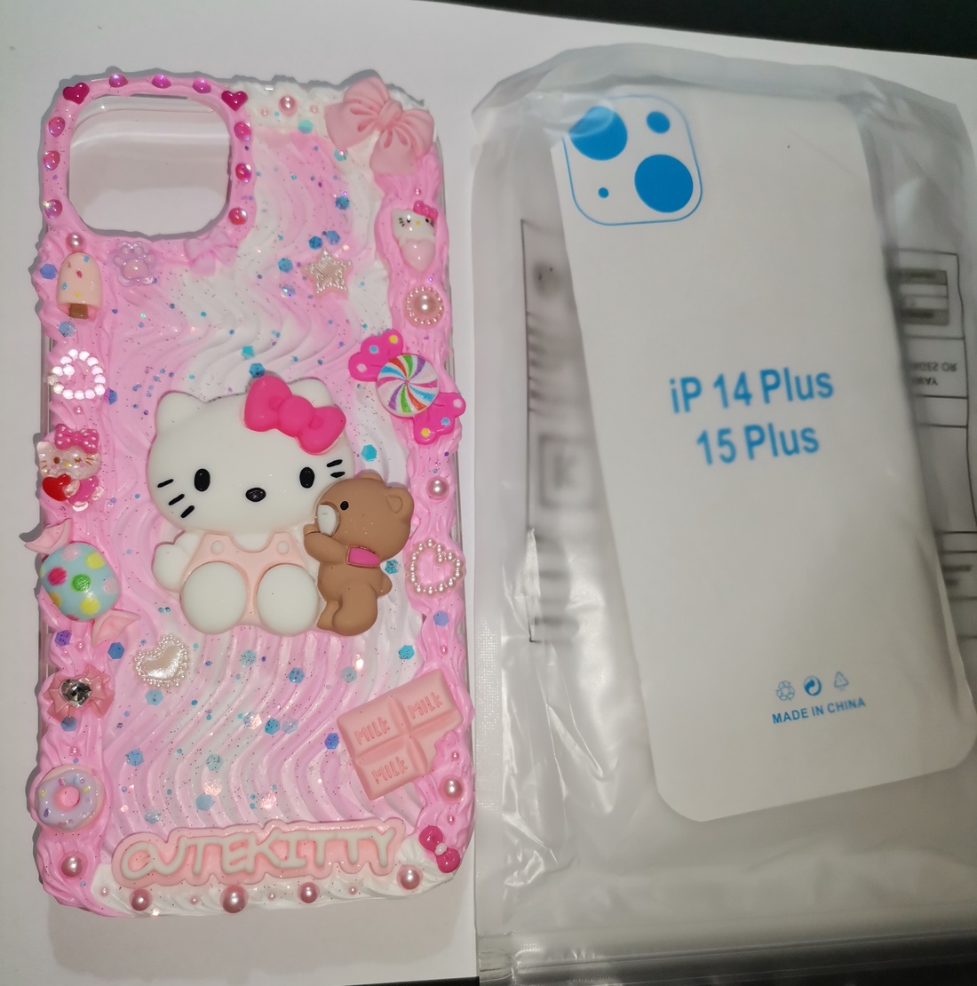 Husa IPhone 14/15 plus - geantă și husă - portofele, huse, suporturi - husă telefon - Artynos.ro Husa IPhone 14/15 plus - geantă și husă - portofele, huse, suporturi - husă telefon - Artynos.ro