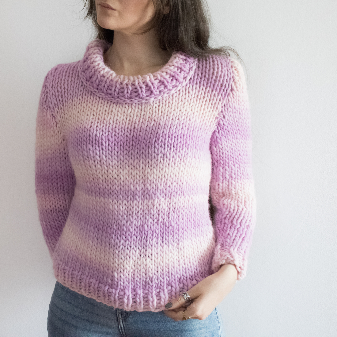 S - Pulover tricotat manual din lana virgina merinos, fir multicolor roz. Disponibil in marimea S - îmbrăcăminte și modă - haine damă - tricou și top de damă - Artynos.ro S - Pulover tricotat manual din lana virgina merinos, fir multicolor roz. Disponibil in marimea S - îmbrăcăminte și modă - haine damă - tricou și top de damă - Artynos.ro