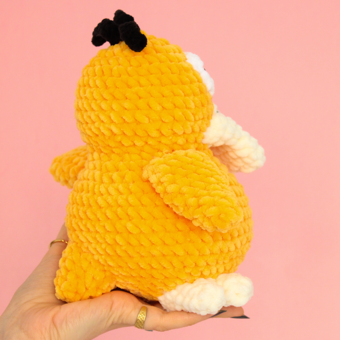 Jucarie Psyduck mare - Pokemon crosetat - jucării și echipamente pentru copii - plușuri - figurine de pluș - Artynos.ro Jucarie Psyduck mare - Pokemon crosetat - jucării și echipamente pentru copii - plușuri - figurine de pluș - Artynos.ro