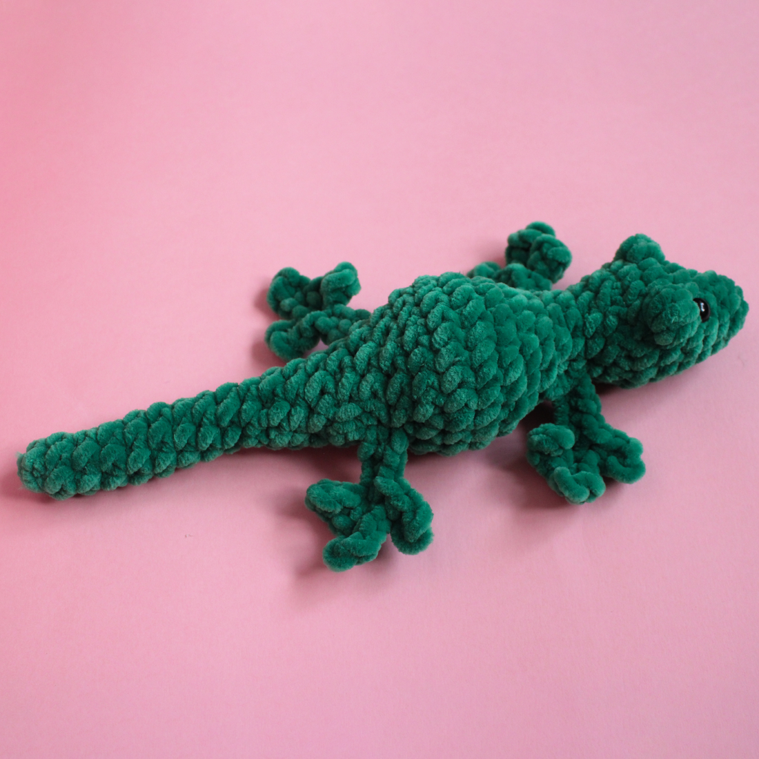 Jucarie din fir plusat - Gecko crosetat - jucării și echipamente pentru copii - plușuri - figurine de pluș - Artynos.ro Jucarie din fir plusat - Gecko crosetat - jucării și echipamente pentru copii - plușuri - figurine de pluș - Artynos.ro