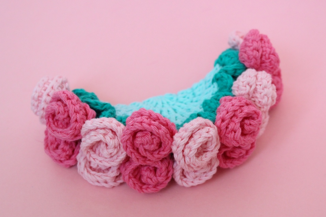 Coastere crosetat buchet realizat din bumbac - casă & stil de viață - accesorii pentru echipamente de bucătărie - accesorii de servire - suporturi pahare - Artynos.ro