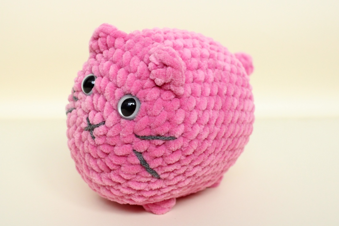 Jucarie din fir plusat - Pisica medie crosetata pastel - jucării și echipamente pentru copii - plușuri - figurine de pluș - Artynos.ro Jucarie din fir plusat - Pisica medie crosetata pastel - jucării și echipamente pentru copii - plușuri - figurine de pluș - Artynos.ro