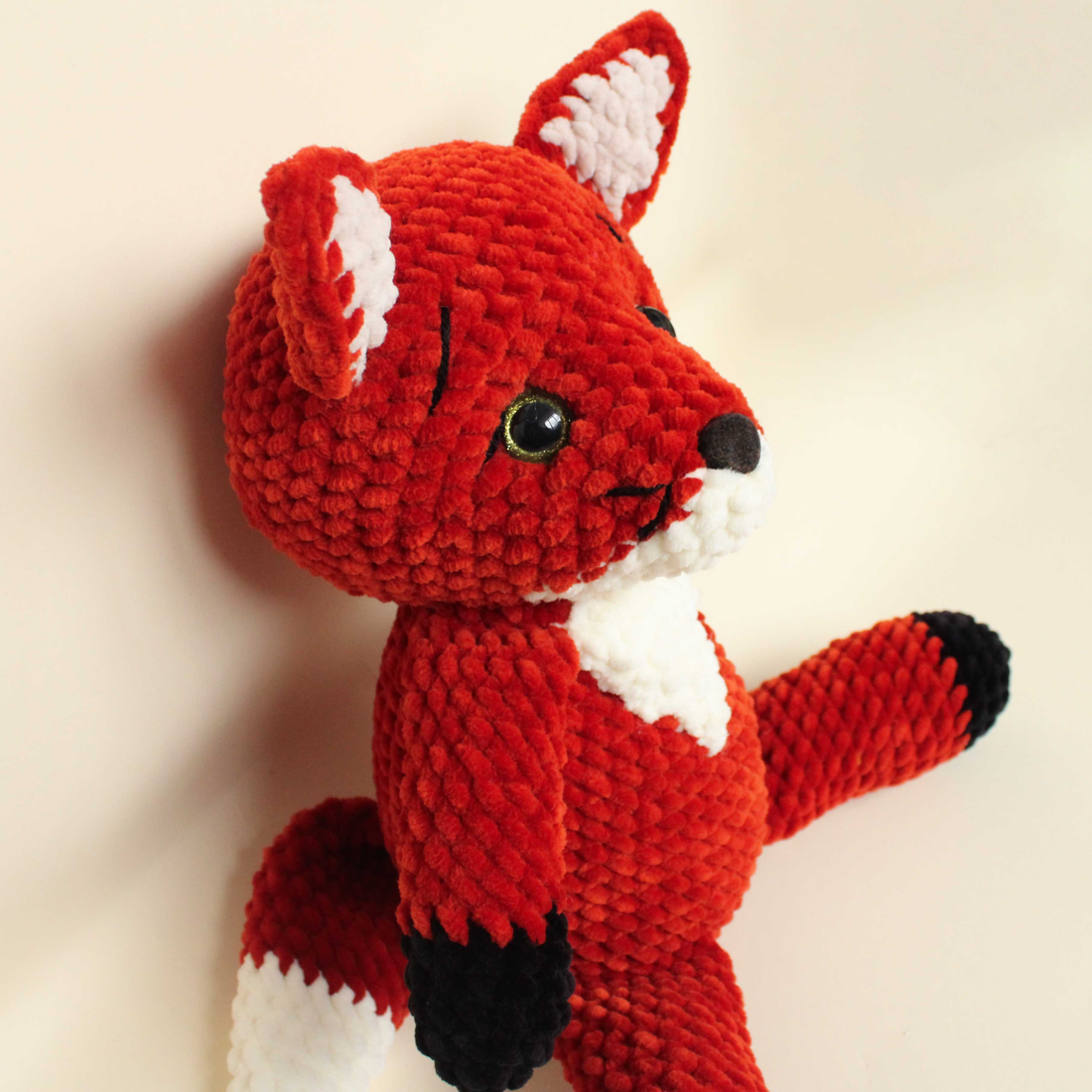 Jucarie din fir plusat - Vulpe crosetata - jucării și echipamente pentru copii - plușuri - figurine de pluș - Artynos.ro