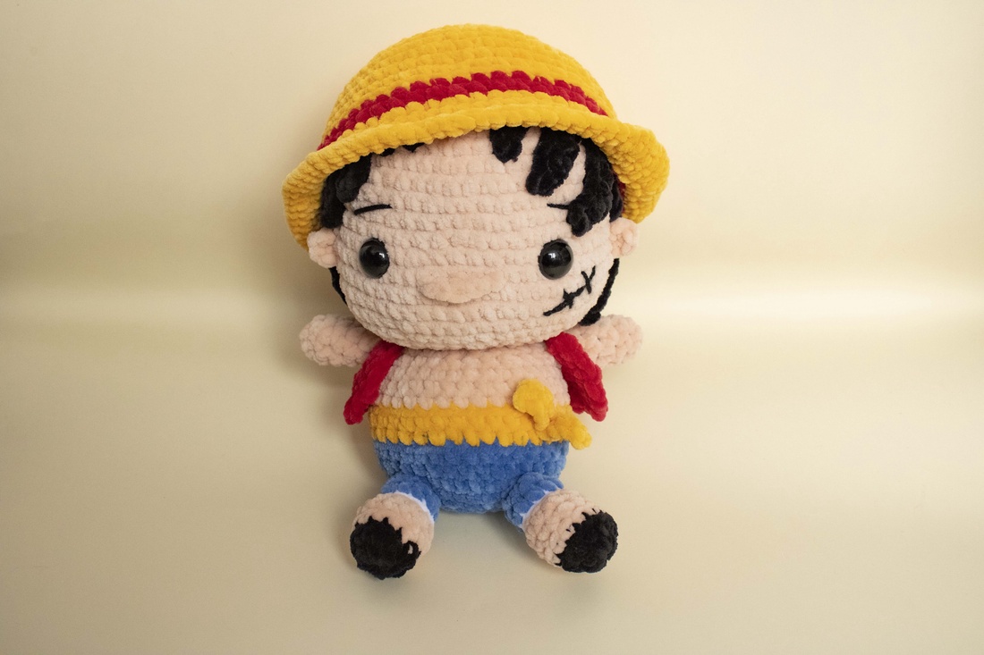 Luffy One piece - Jucarie din fir plusat - jucării și echipamente pentru copii - plușuri - figurine de pluș - Artynos.ro