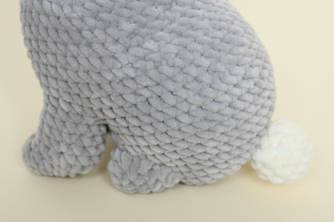 Iepure mare crosetat - Jucarie din fir plusat - jucării și echipamente pentru copii - plușuri - figurine de pluș - Artynos.ro