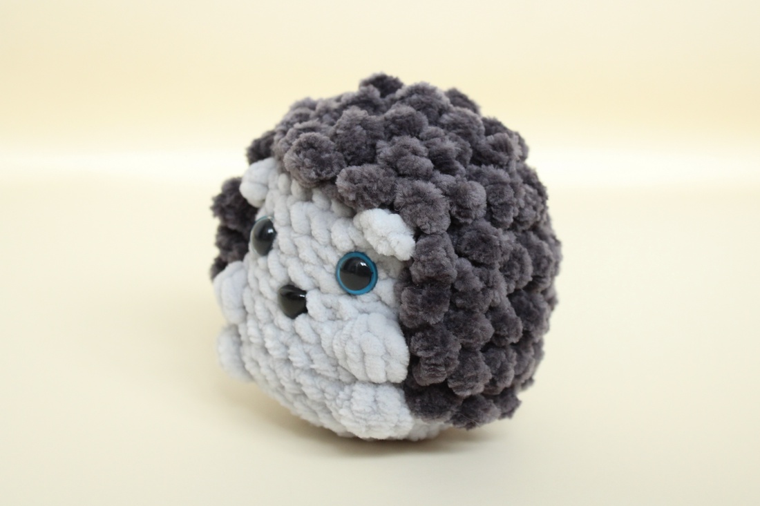 Jucarie din fir plusat - Arici mic - jucării și echipamente pentru copii - plușuri - figurine de pluș - Artynos.ro