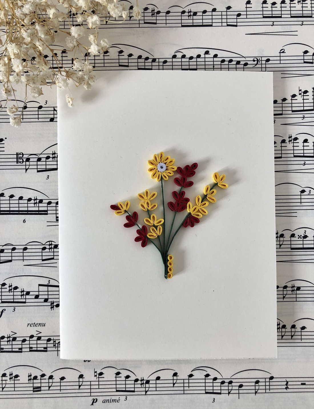 Felicitare Quilling Minimalistă - casă & stil de viață - papetărie de hârtie - invitații, felicitări - Artynos.ro Felicitare Quilling Minimalistă - casă & stil de viață - papetărie de hârtie - invitații, felicitări - Artynos.ro